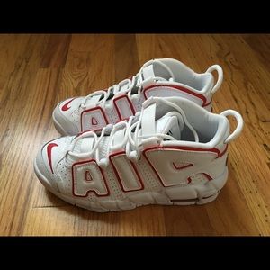 Nike air more uptempo GS